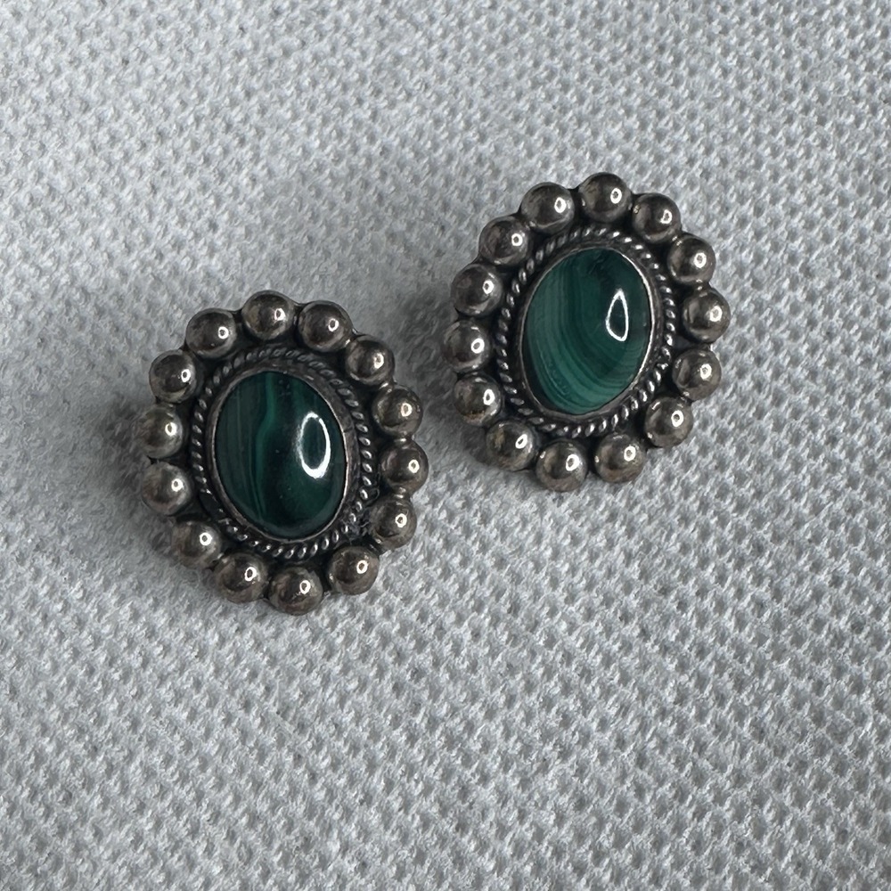 Vintage Taxco Mexico Sterling silver‎ malachite Pierced earrings Oval